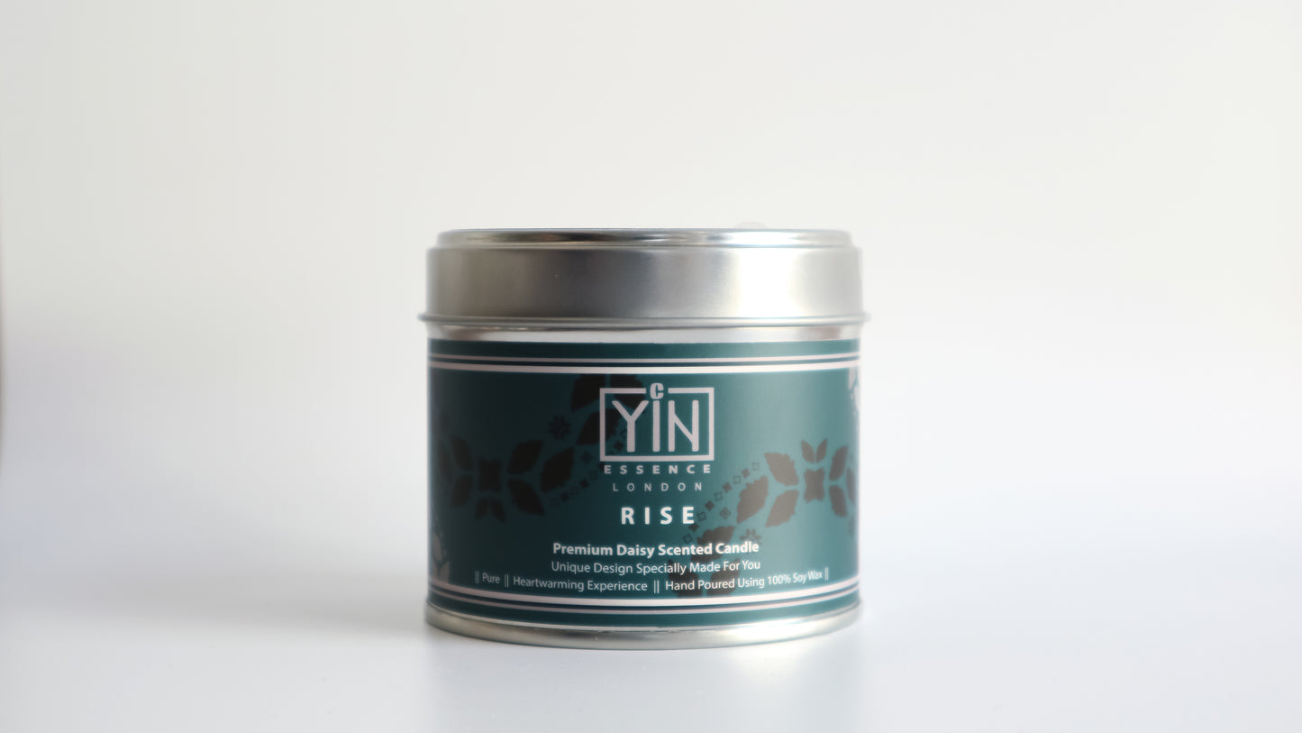 Premium daisy scented soy wax candles with a 3D design.